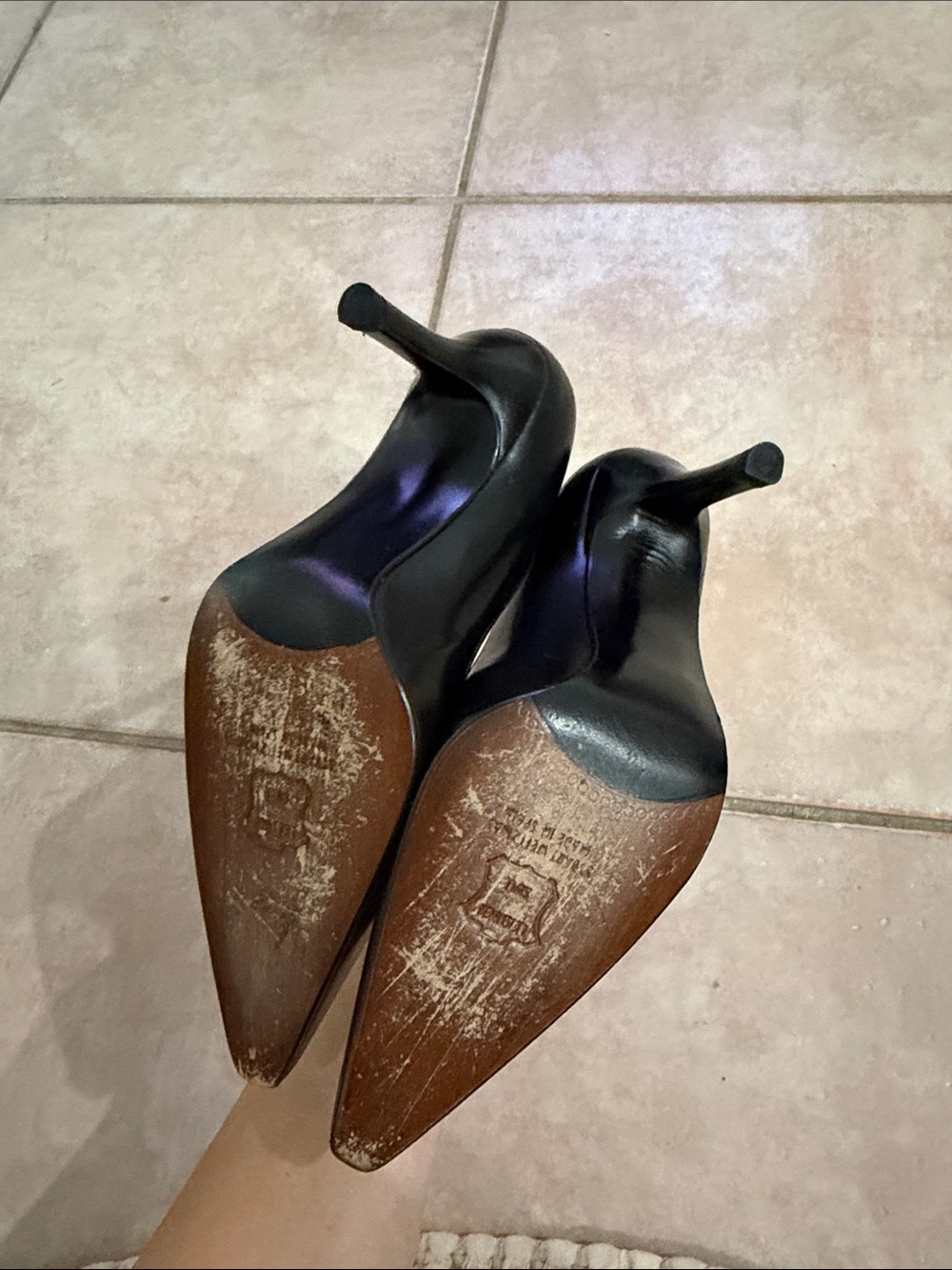 Stuart Weitzman Black Pointed Leather Pumps - Classic Heel size 6 1/2 @@@@ - Picture 5 of 9